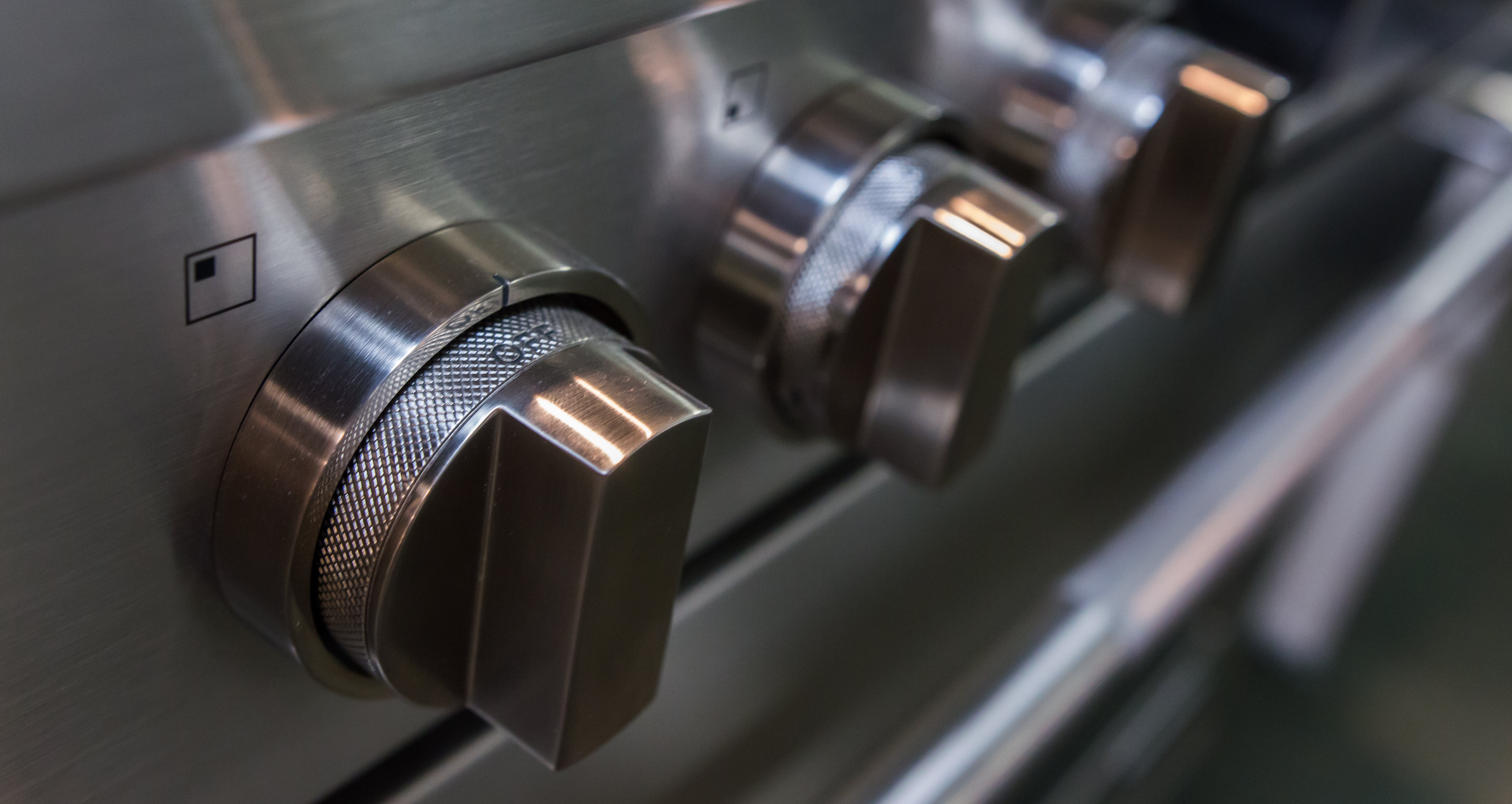 JennAir JDRP536WP 36Inch DualFuel Range Ovens