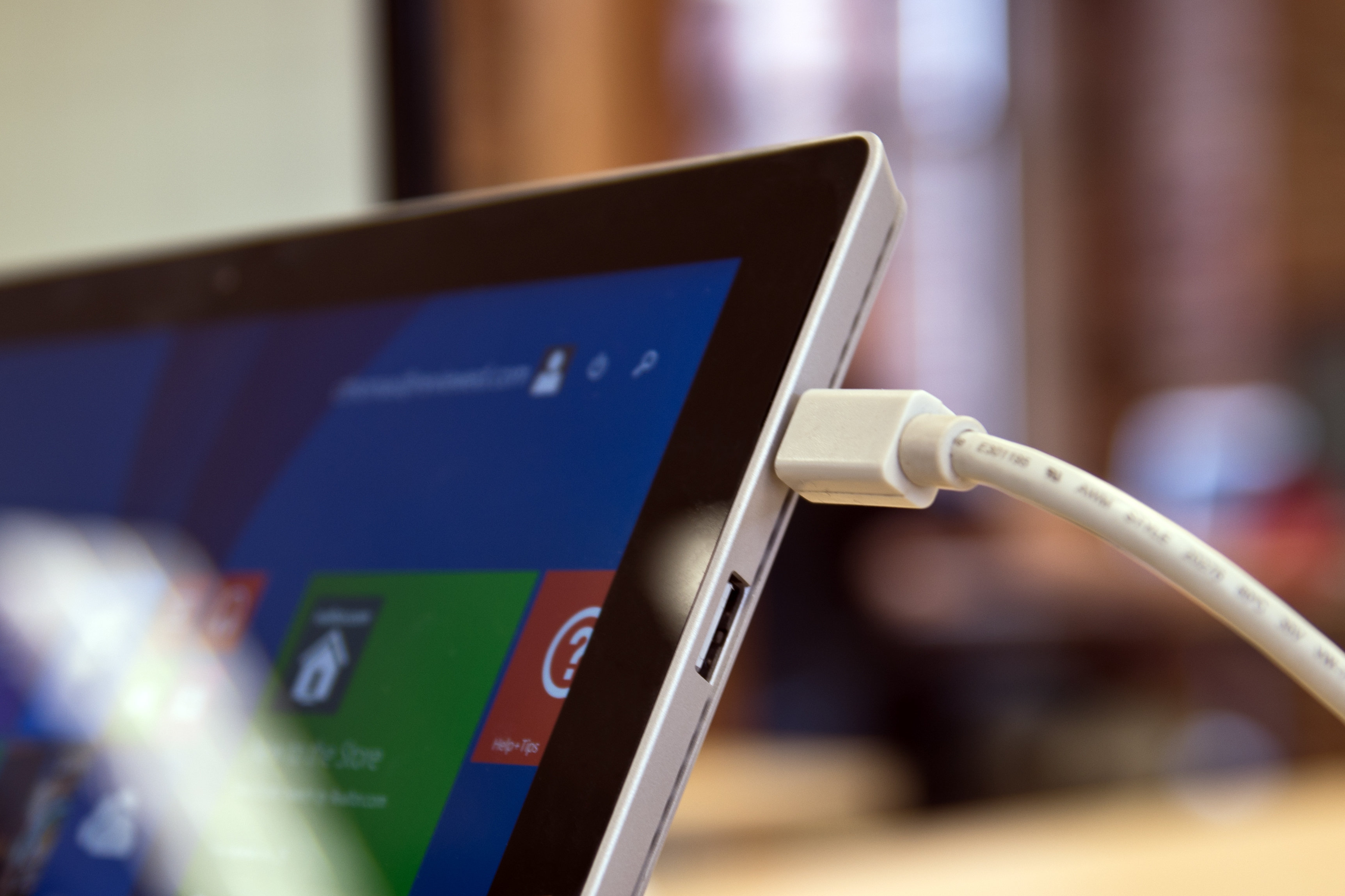 microsoft surface pro 3 mini displayport