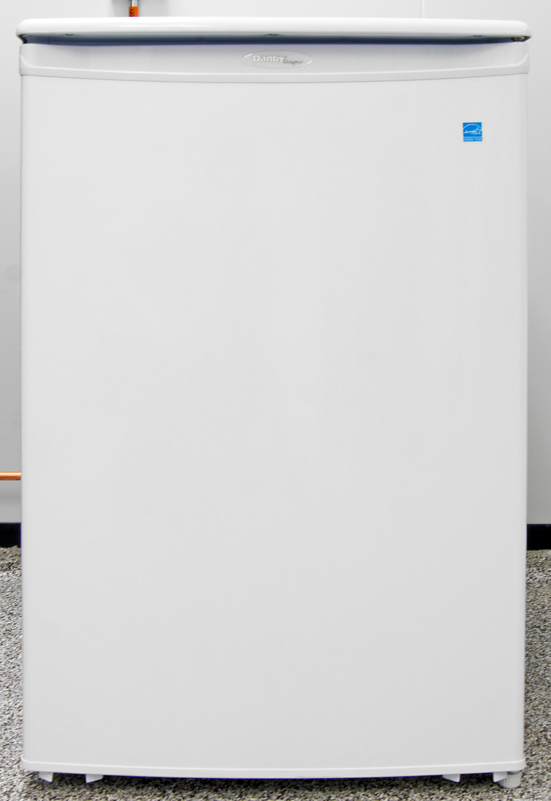 100 Danby pact Refrigerator Freezer Breaking Bland pact