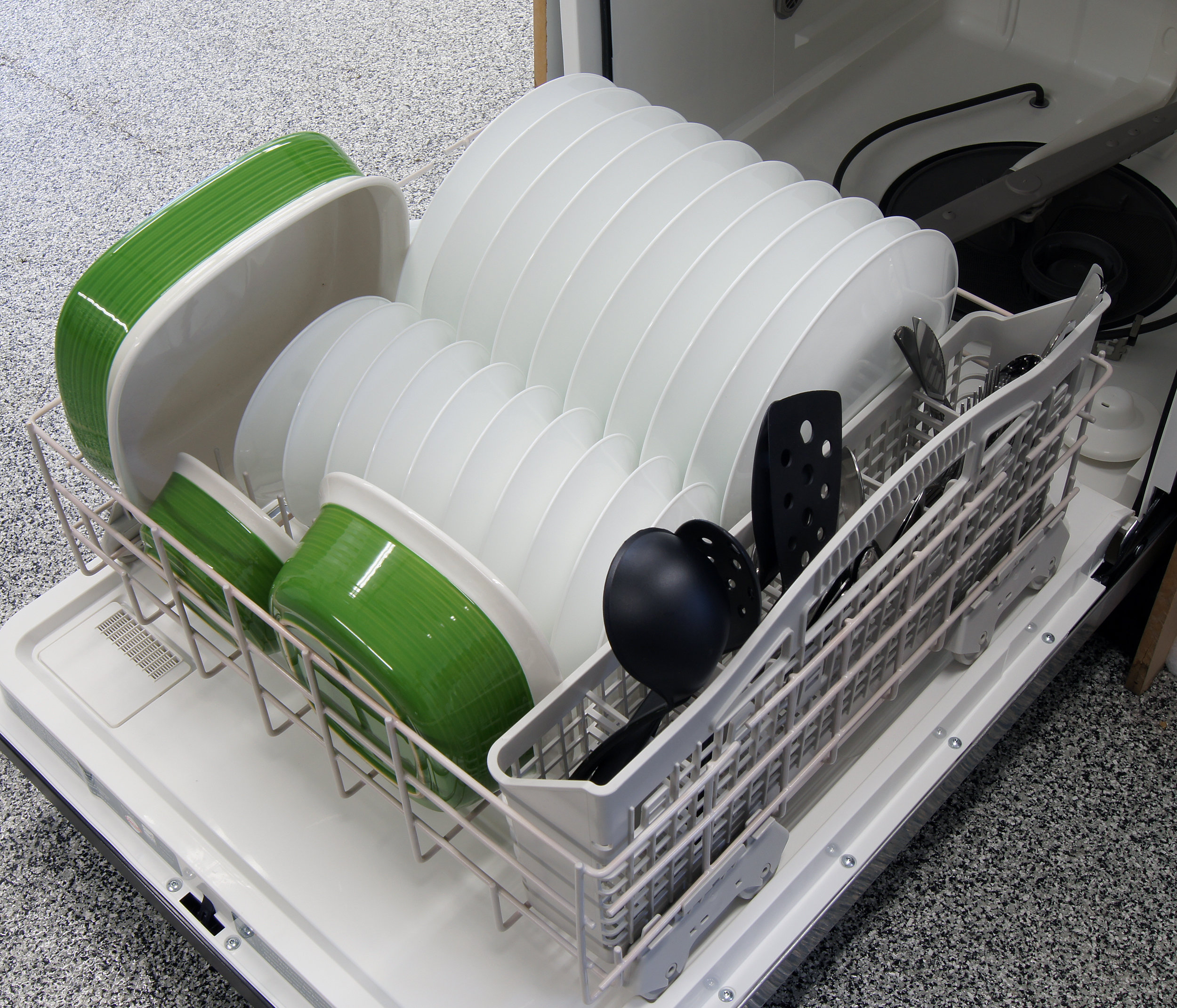 Whirlpool WDF310PAAS Dishwasher Review Dishwashers