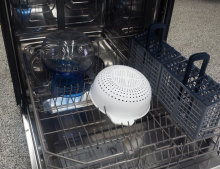 Dishwasher with colander