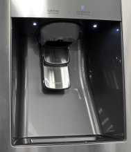 Samsung RF23J9011SR Ice & Water Dispenser