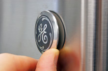 GE GTE16GSHSS Logo
