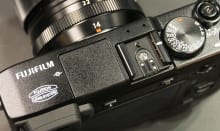 60-Fujifilm-XE2-Top.jpg