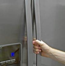 Whirlpool-WRL767SIAM-handles.jpg