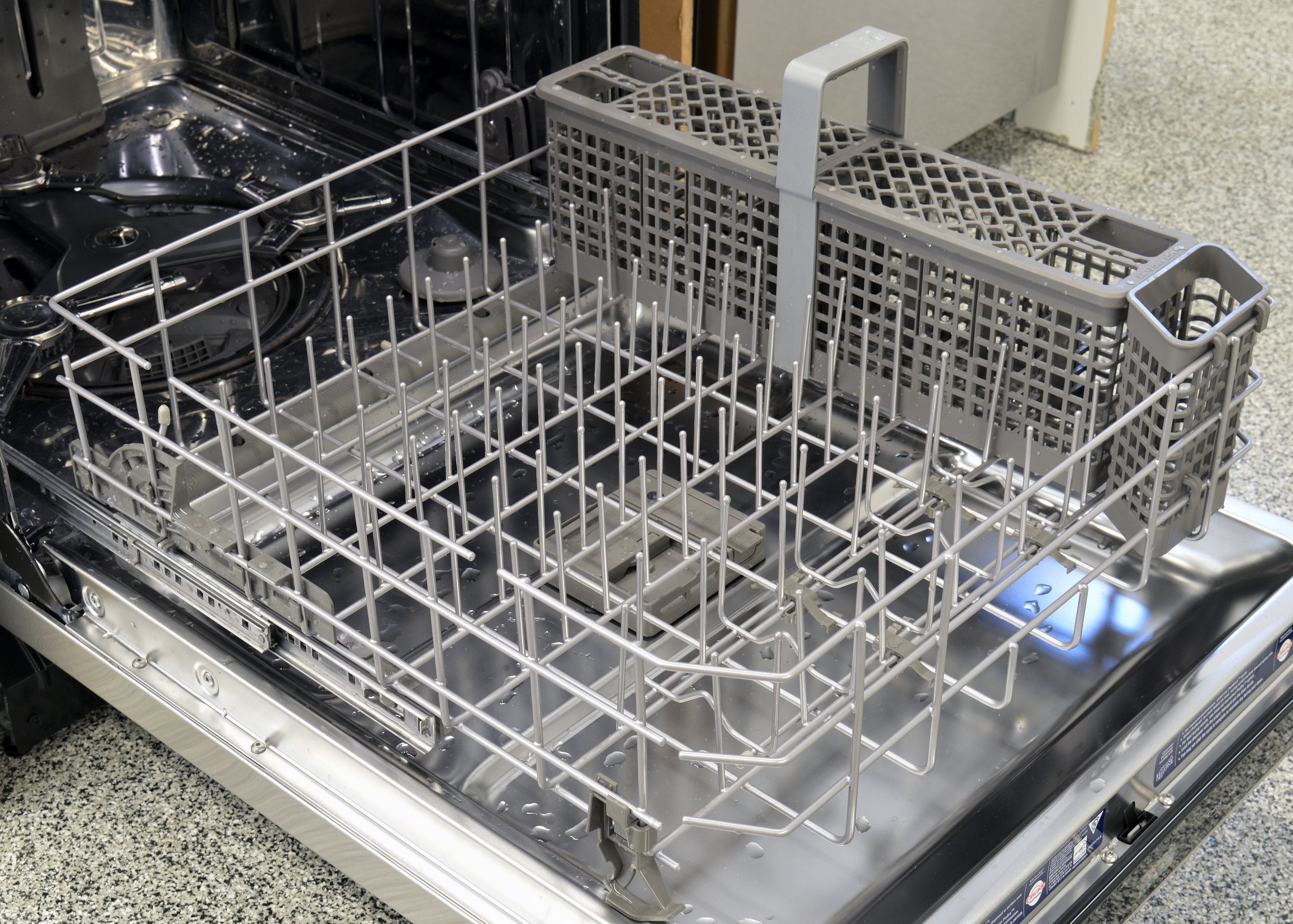 KitchenAid KDTM704ESS Dishwasher Review - Reviewed.com Dishwashers