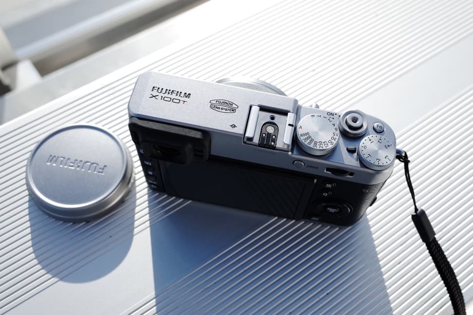 fujifilm-x100t-design.jpg