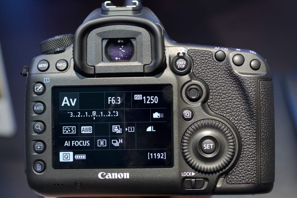 canon-5ds-rear-full.jpg