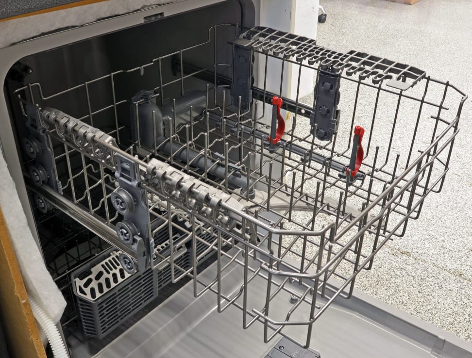 GE GDF610PGJWW Upper Rack