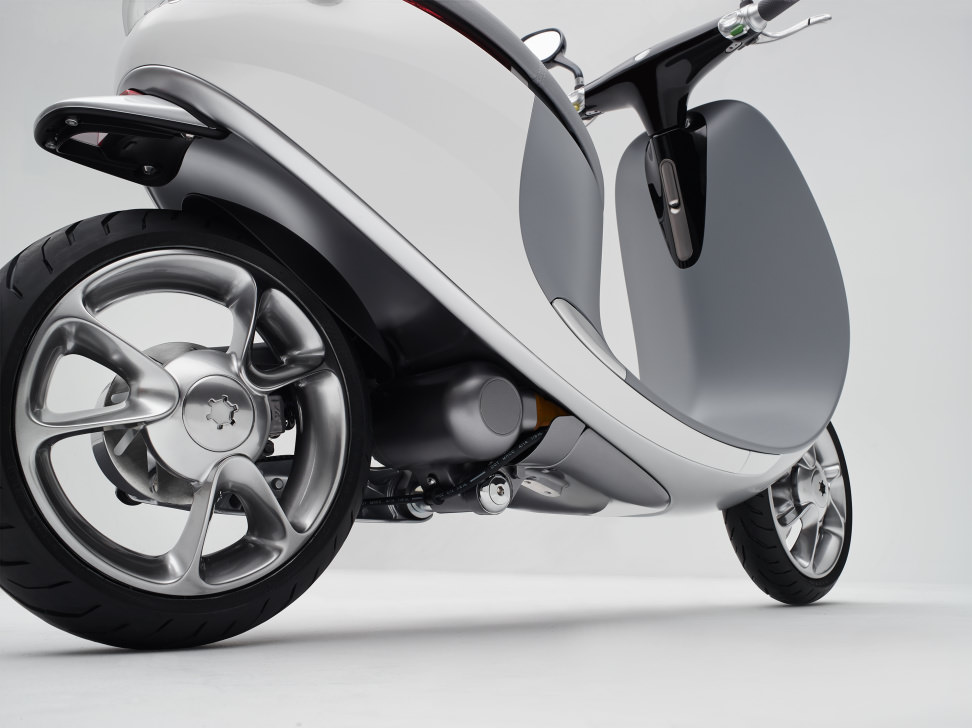 Gogoro Back-Right