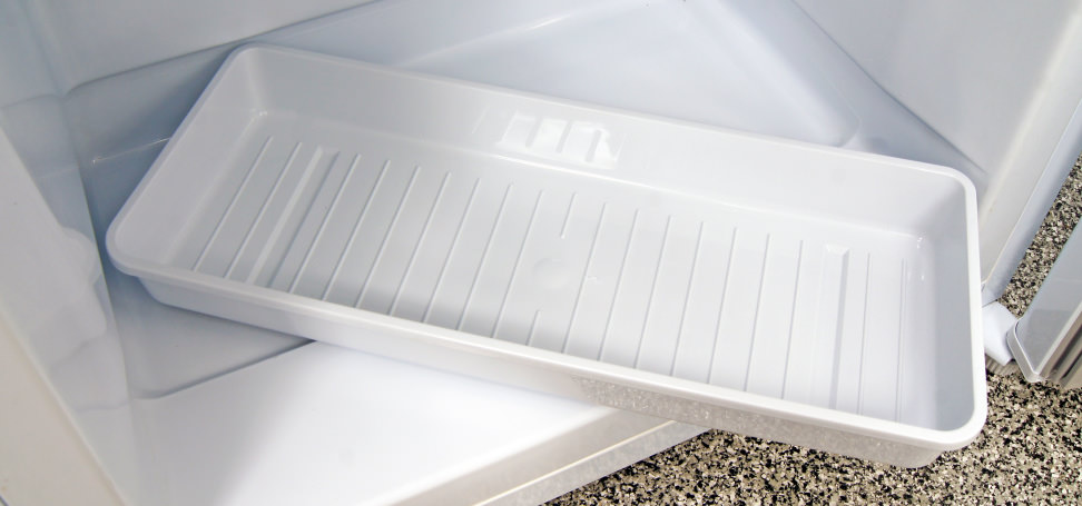 Danby DUF408WE Removable Drip Tray