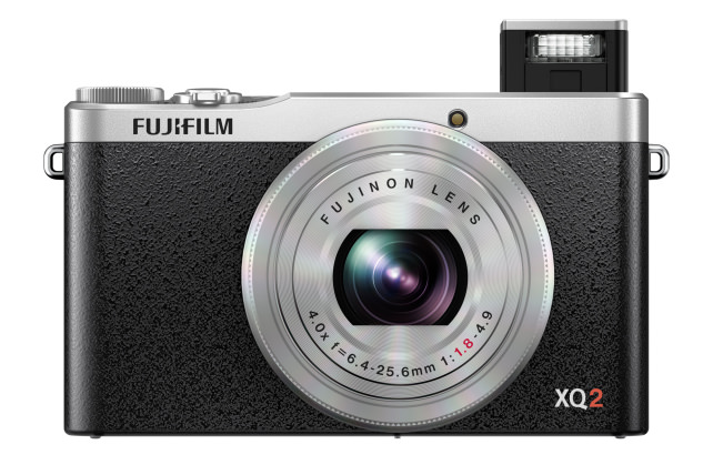 X-Q2_Silver_Front_Flash_Wide.jpg