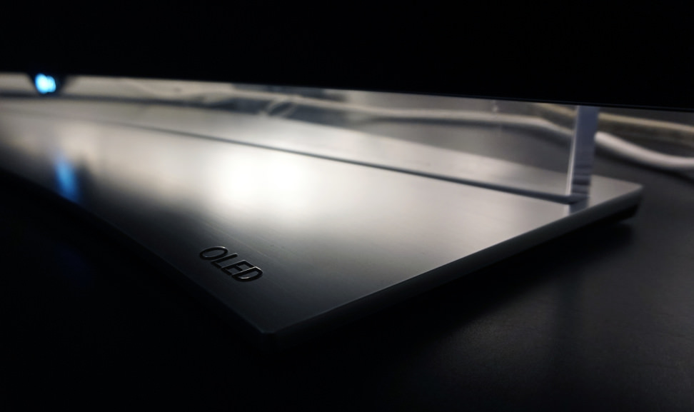 LG-65EG9600-Stand-OLED-Logo