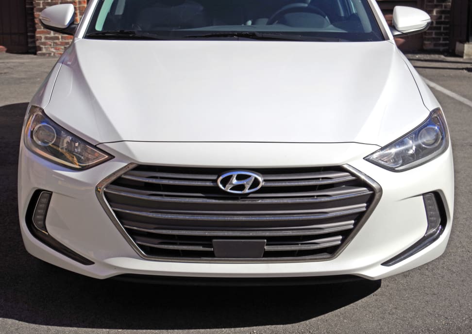 Product Image - 2017 Hyundai Elantra Limited