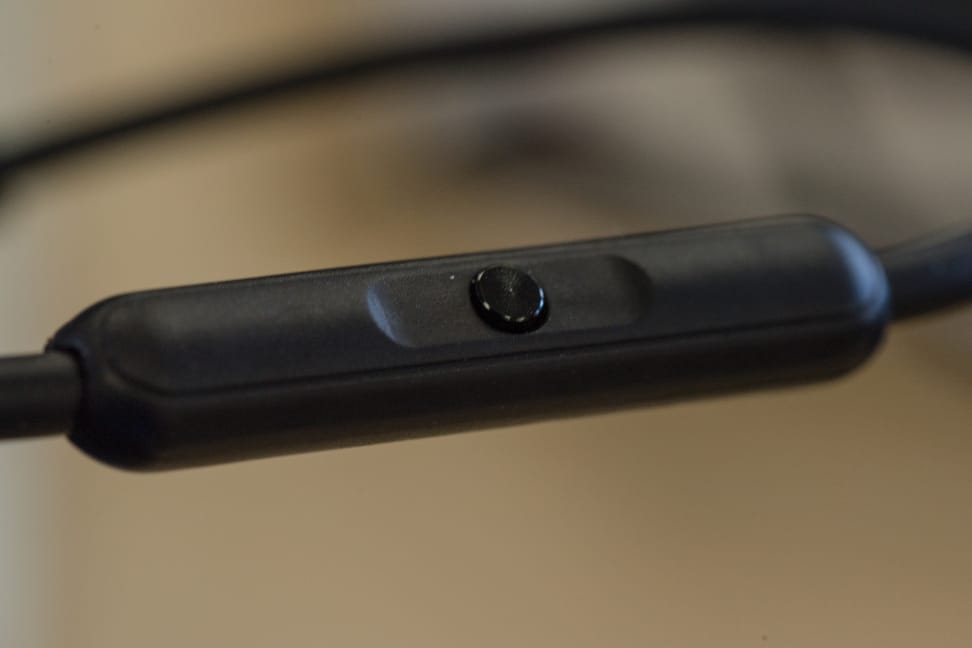 beyerdynamic-custom-one-pro-remote.jpg