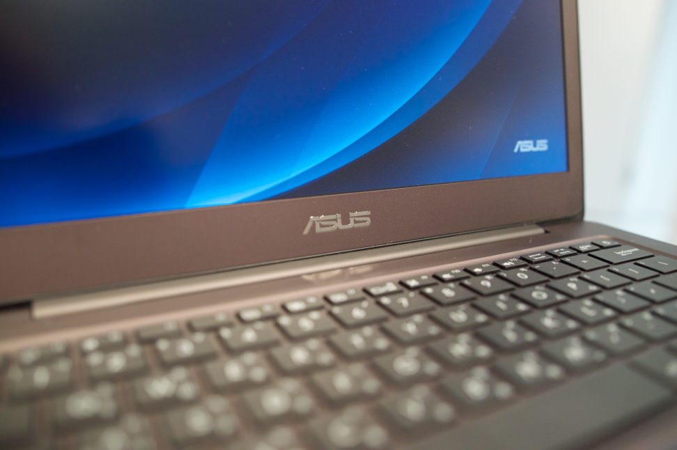 asus-zenbook-ux305-5.jpg