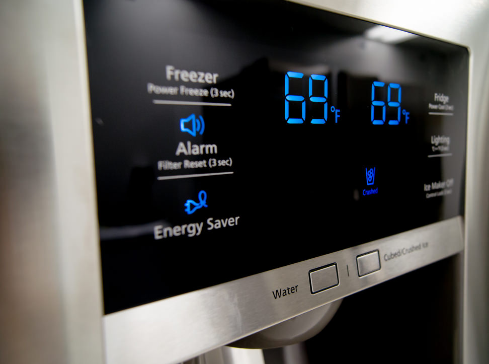Samsung RF28HDEDBSR Controls