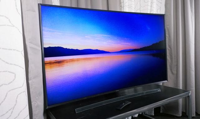 curved-TVs-angle