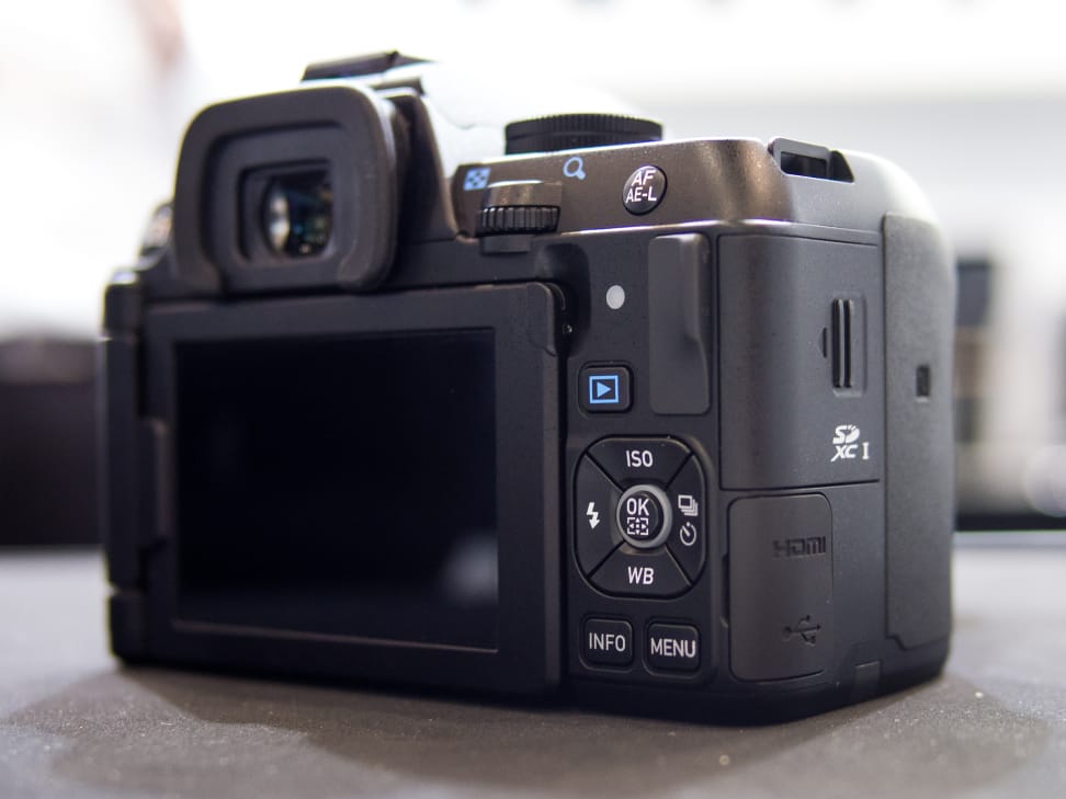 Pentax K-S2 – Rear Controls