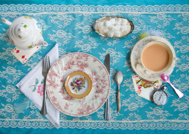 Fictitious_Dishes_aliceinwonderland_WEB.jpg