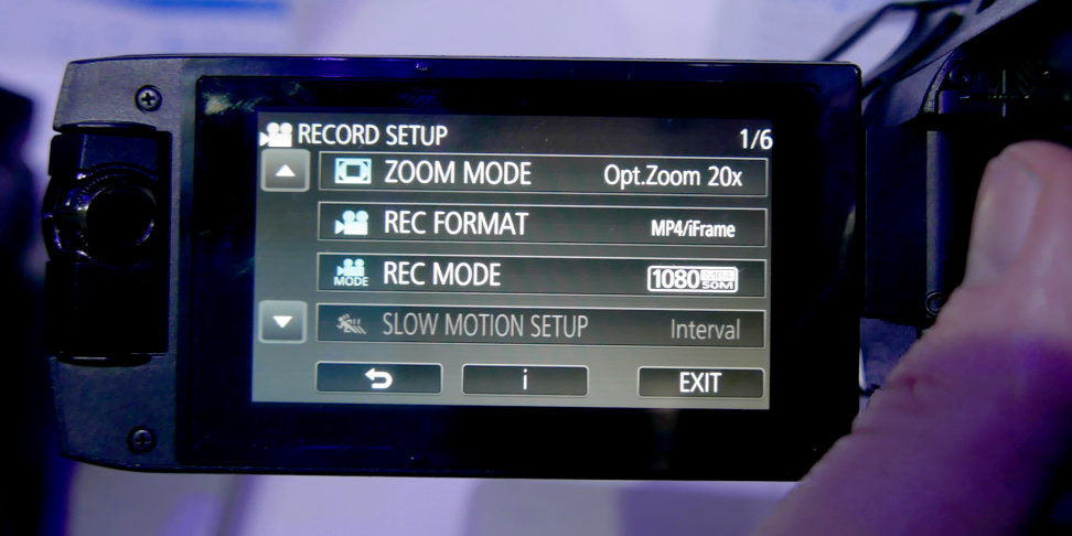 PANASONIC-WX970-FI-DESIGN-LCD.jpg