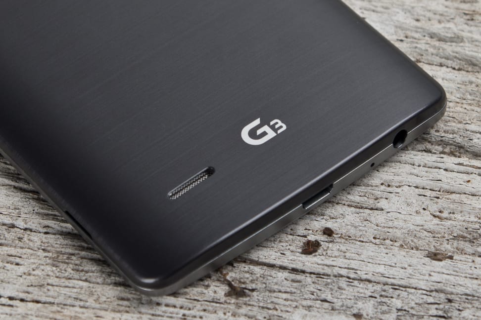 LG-G3-review-design-speakerlogo.jpg