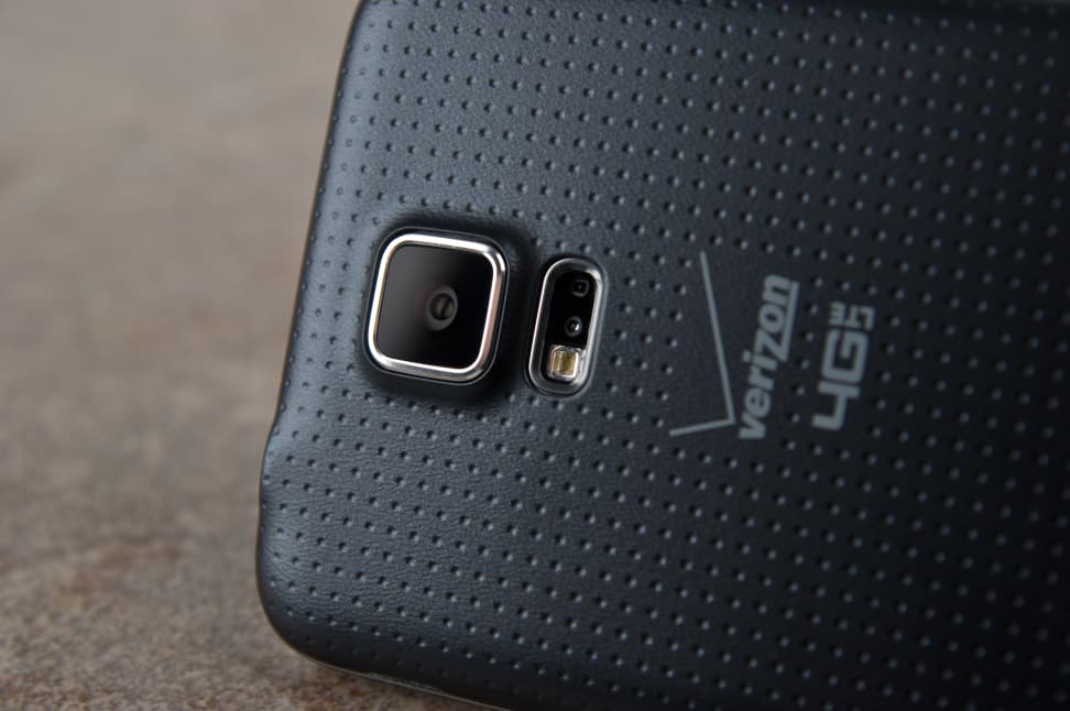Samsung-Galaxy-S5-review-cameras.jpg