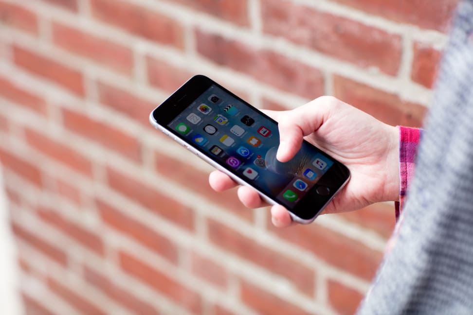 Apple iPhone 6s Plus In Use 2