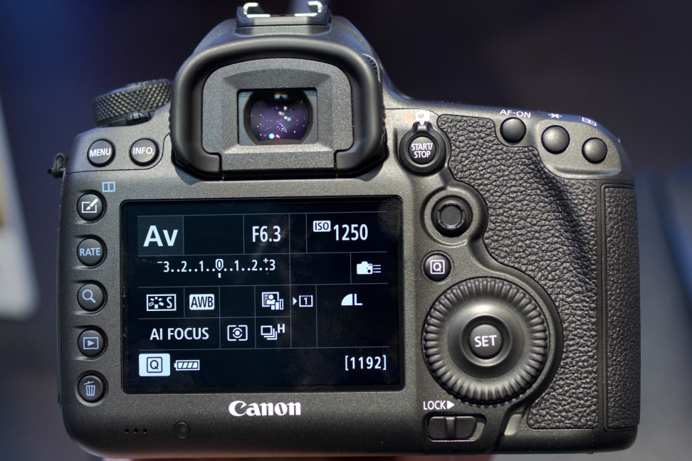 canon-5ds-rear-full.jpg