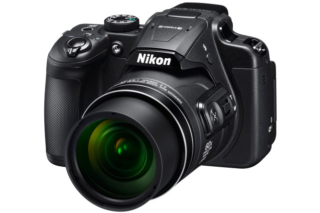 Nikon Coolpix B700
