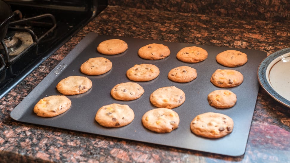 Airbake baking sheet