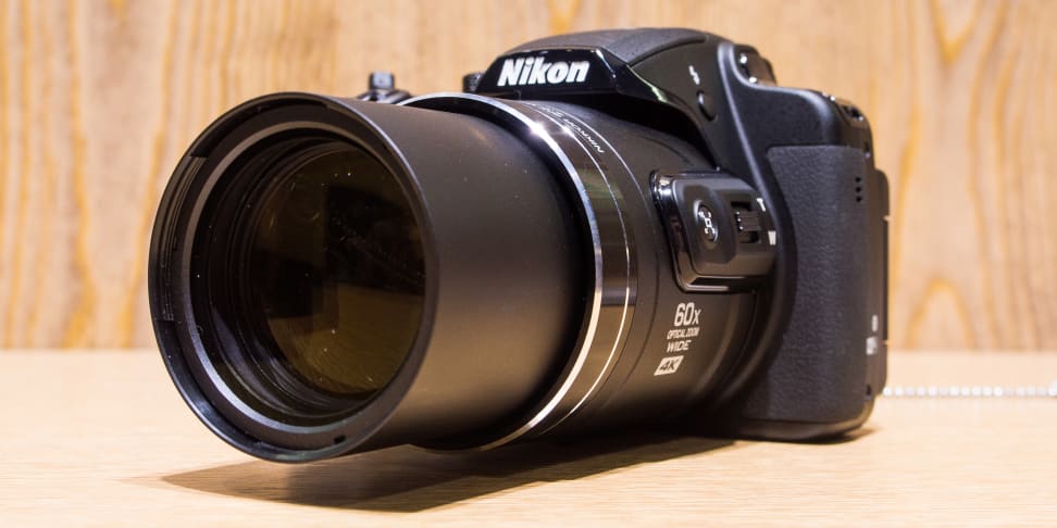 Nikon Coolpix B700