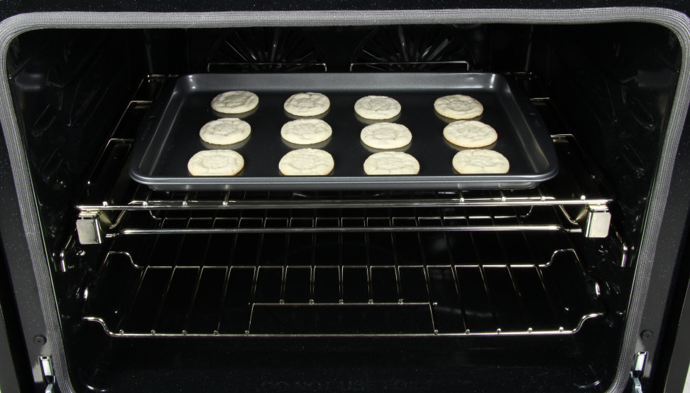 Cookies in oven
