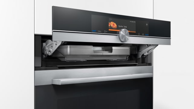 Siemens-iQ700-steam-oven-HS658GXS6.jpg